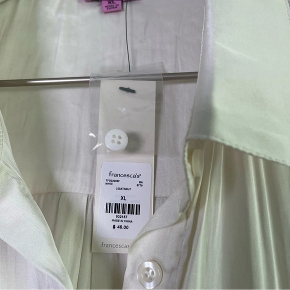 Miami from Francesca’s off white satin button down long sleeve blouse  XL NWT - Picture 4 of 7